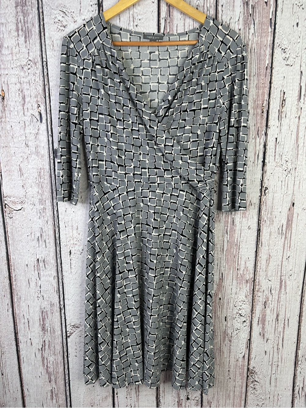 Apt. 9 Petite Gray Black White Faux Wrap Fit & Flare Dress Petite Large No Belt